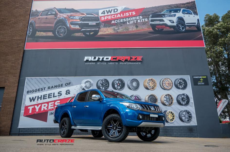 MITSUBISHI TRITON RIPPER GLOSS BLACK MILLED ACCENTS